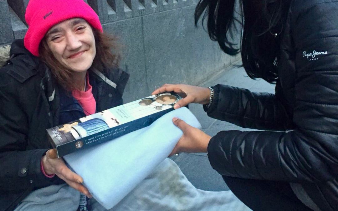 GIVING TUESDAY: 10 tips to help someone
